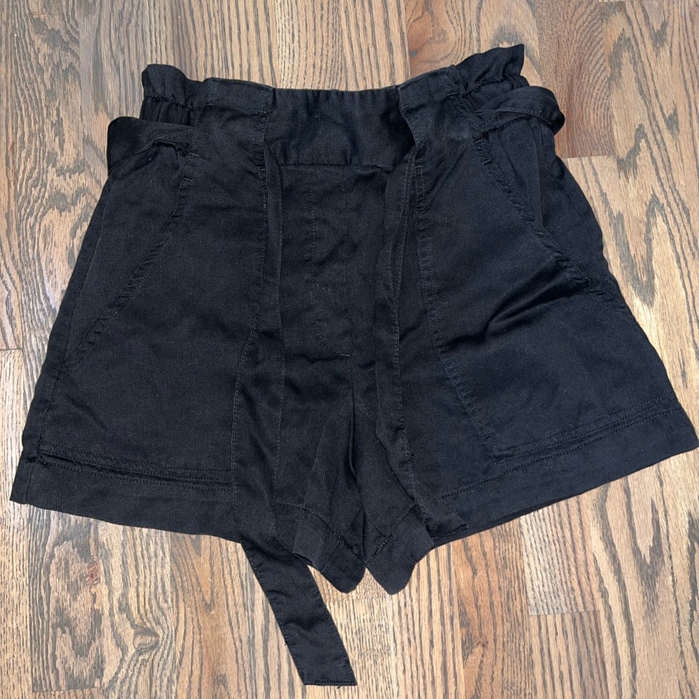 H&M Paper Bag Shorts (Black) 4